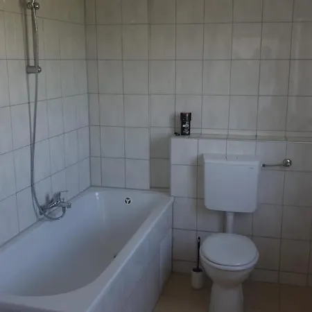 Ferienwohnung - 4 Zimmer - Troeglitz/Elsteraue *